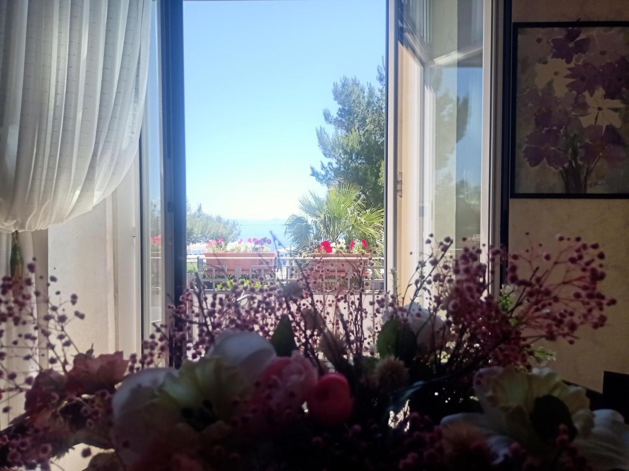 Hotel Serena อาเรนซาโน ภายนอก รูปภาพ