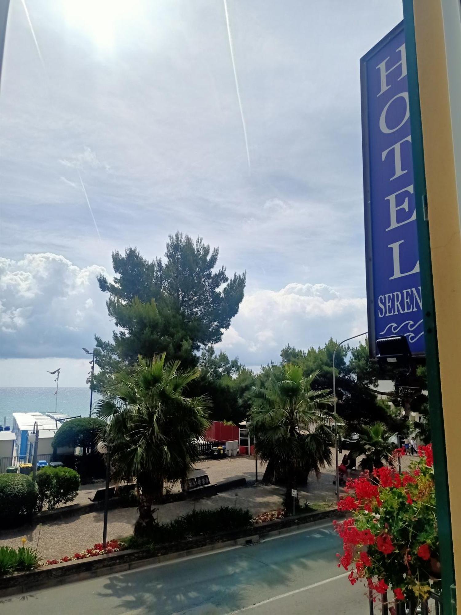 Hotel Serena อาเรนซาโน ภายนอก รูปภาพ